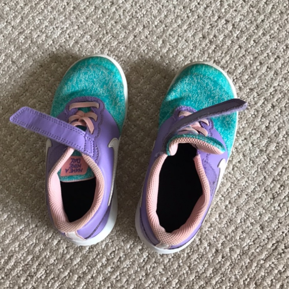 Nike girl sneakers.